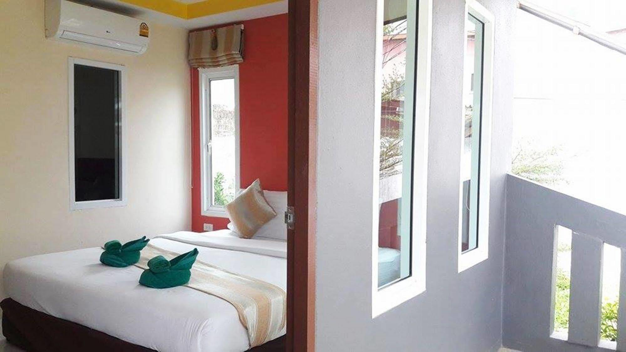 Popular Lanta Resort Koh Lanta Ngoại thất bức ảnh